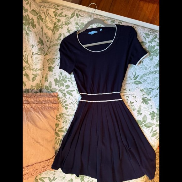 DRAPER JAMES Navy & White Sweater Dress – S ✨ - Picture 2 of 4